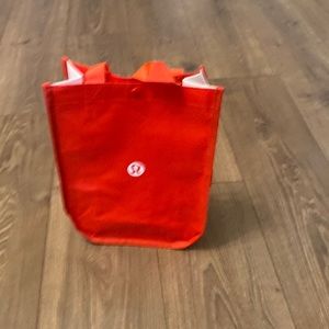 Lululemon small reusable bag